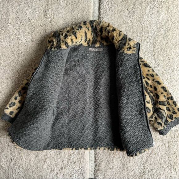 ZARA cheetah faux fur sweater jacket - Picture 4 of 6